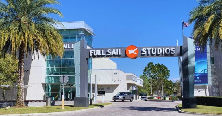 How to Get a Scholarship for Full Sail University